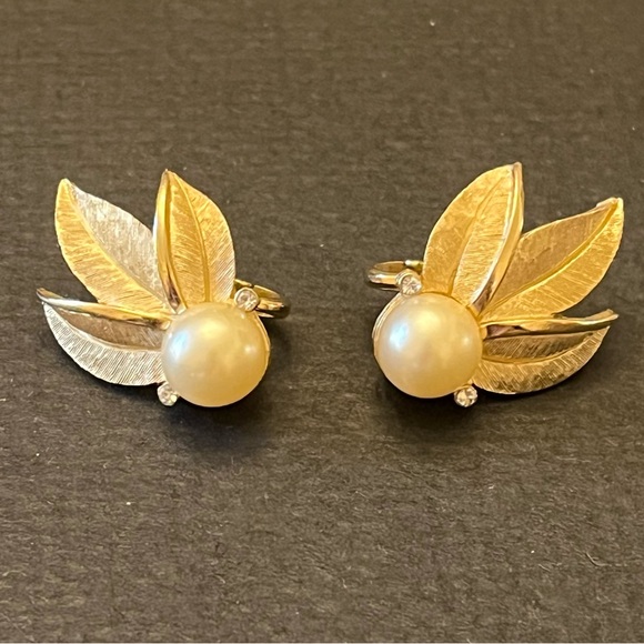 Trifari Jewelry - Crown Trifari Clip Earrings with Rhinestones and Faux Pearl